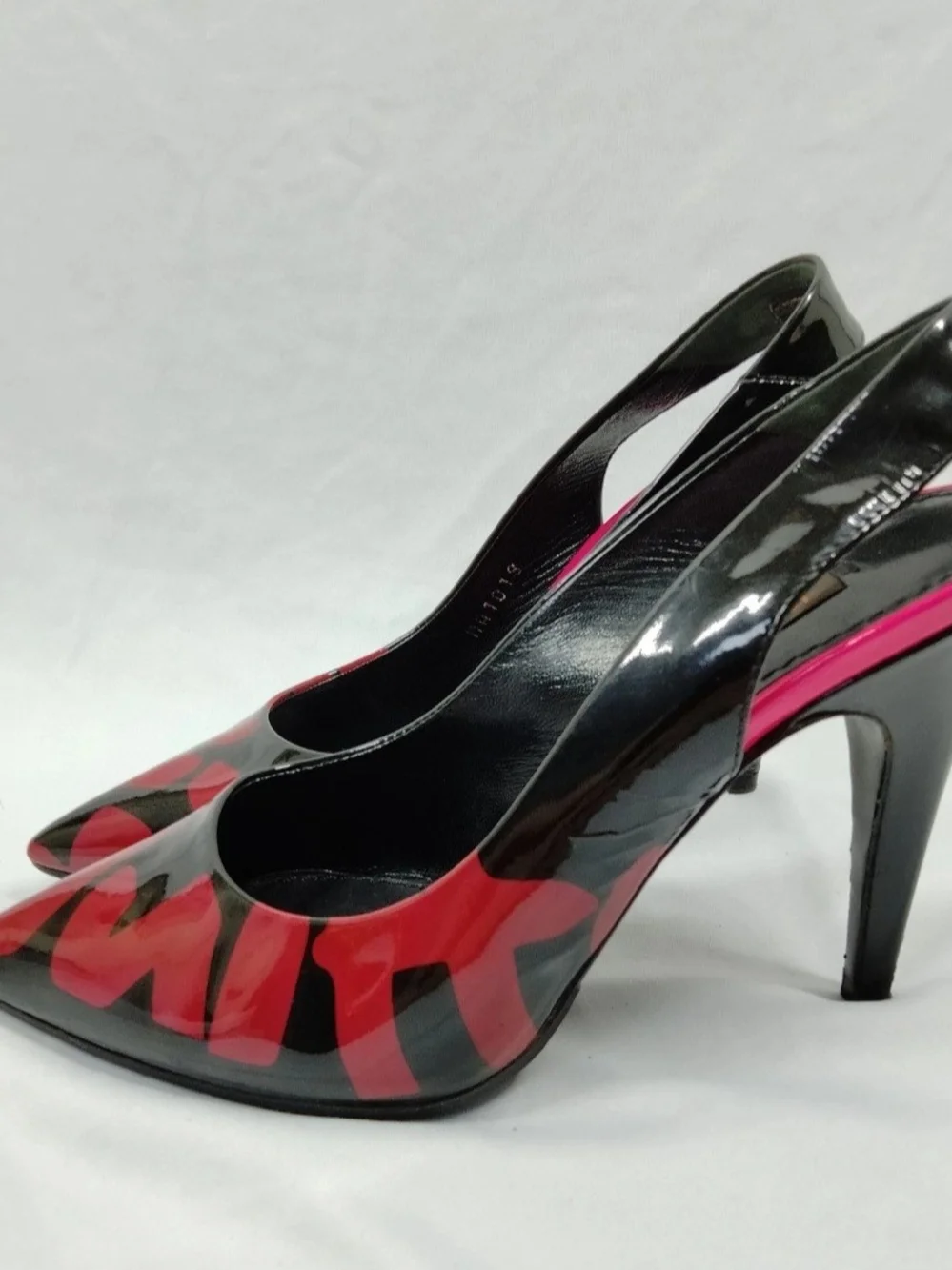 Authentic Louis Vuitton Black Graffiti Patent Leather Slingback Pumps Size 34.5